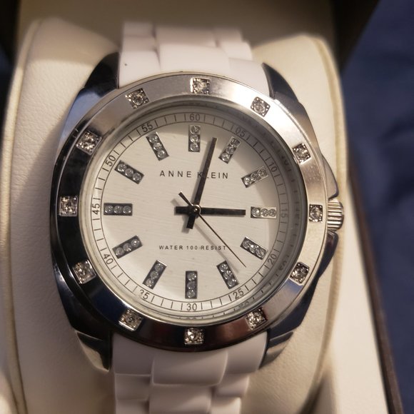 Anne klein water 100 resist watch - Picture 3 of 5